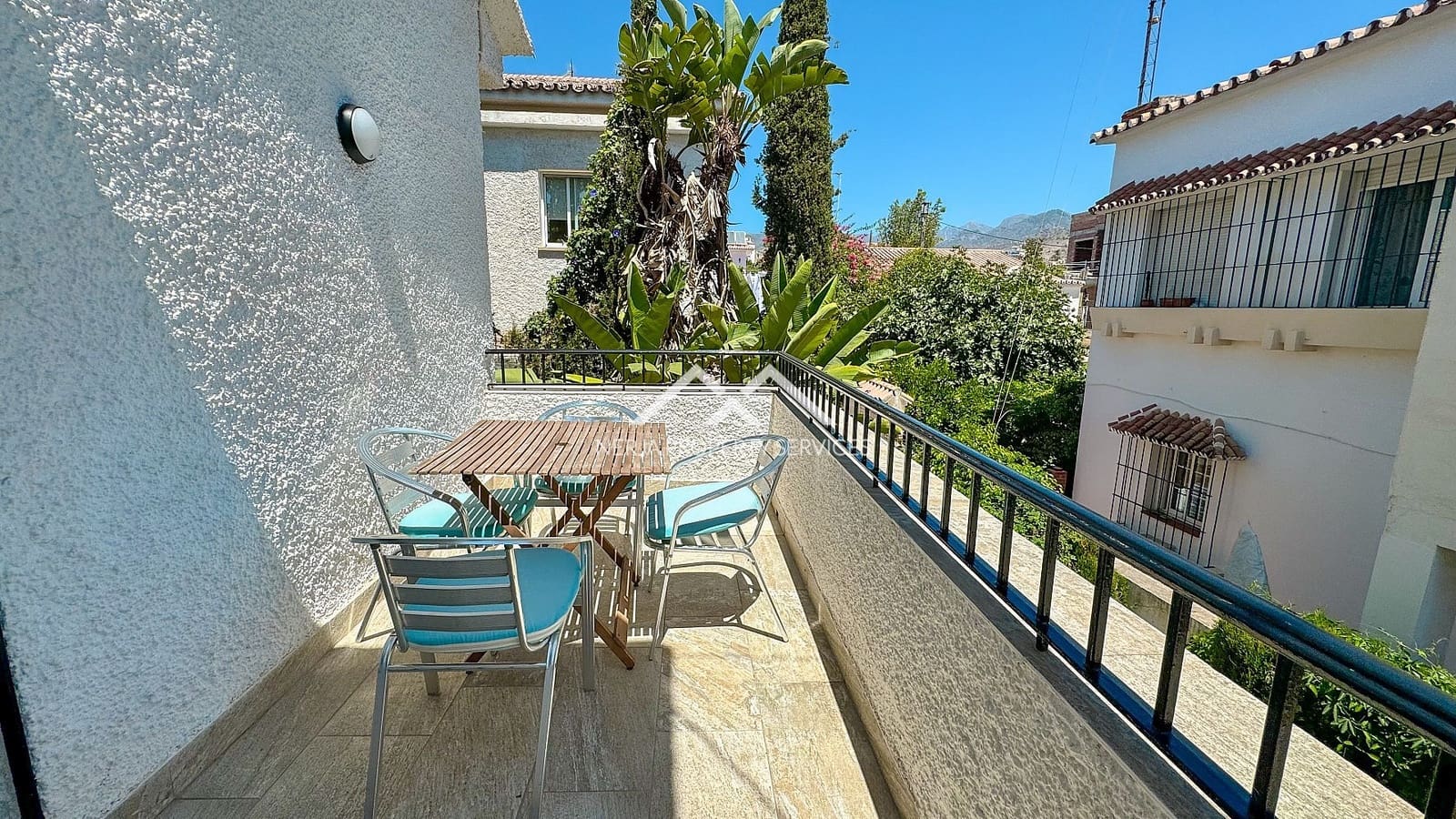 4 bedroom Townhouse for rent in Nerja with pool garage - € 3,100 (Ref: 8316908)