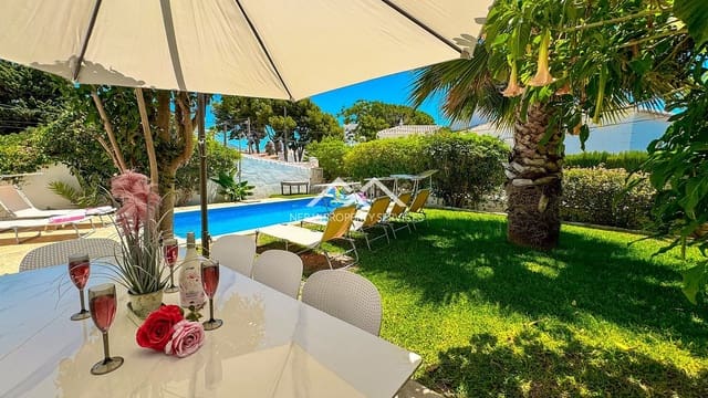 4 bedroom Townhouse for rent in Centro, Nerja with pool garage - € 3,100 (Ref: 8316908)