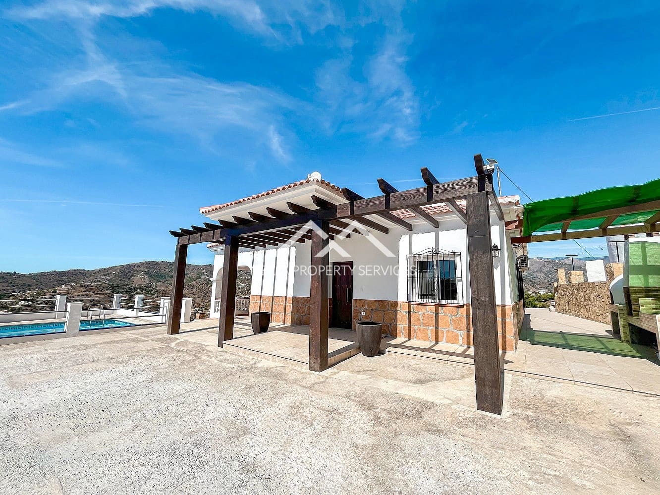 3 sovrum Villa att hyra i Torrox med pool garage - 1 600 € (Ref: 8370011)