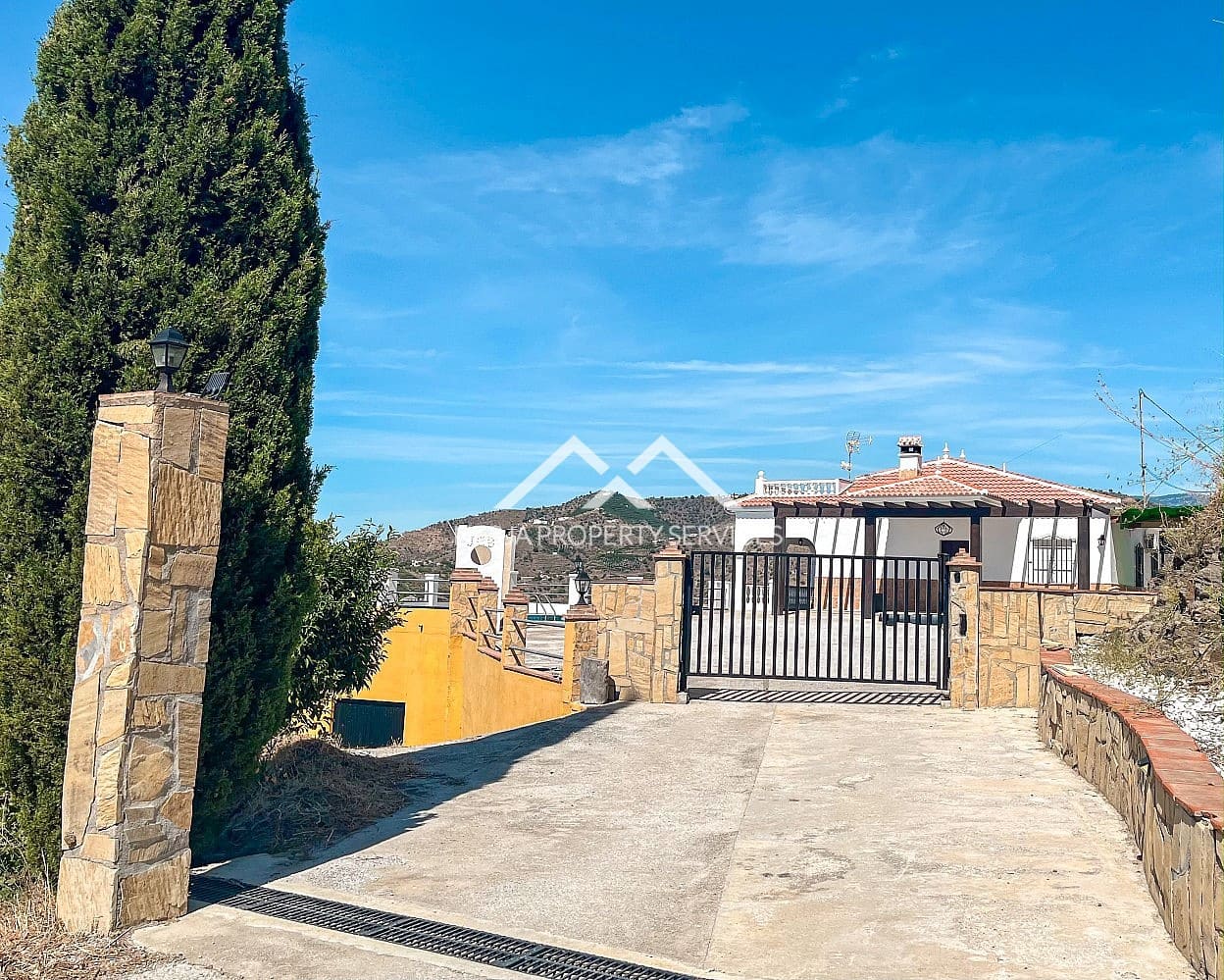 3 sovrum Villa att hyra i Torrox med pool garage - 1 600 € (Ref: 8370011)