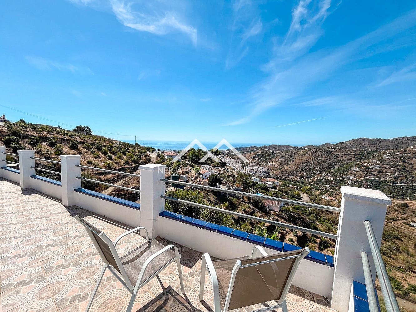3 sovrum Villa att hyra i Torrox med pool garage - 1 600 € (Ref: 8370011)