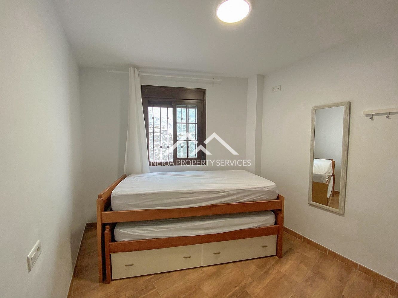 2 bedroom Apartment for rent in Frigiliana - € 750 (Ref: 8416307)