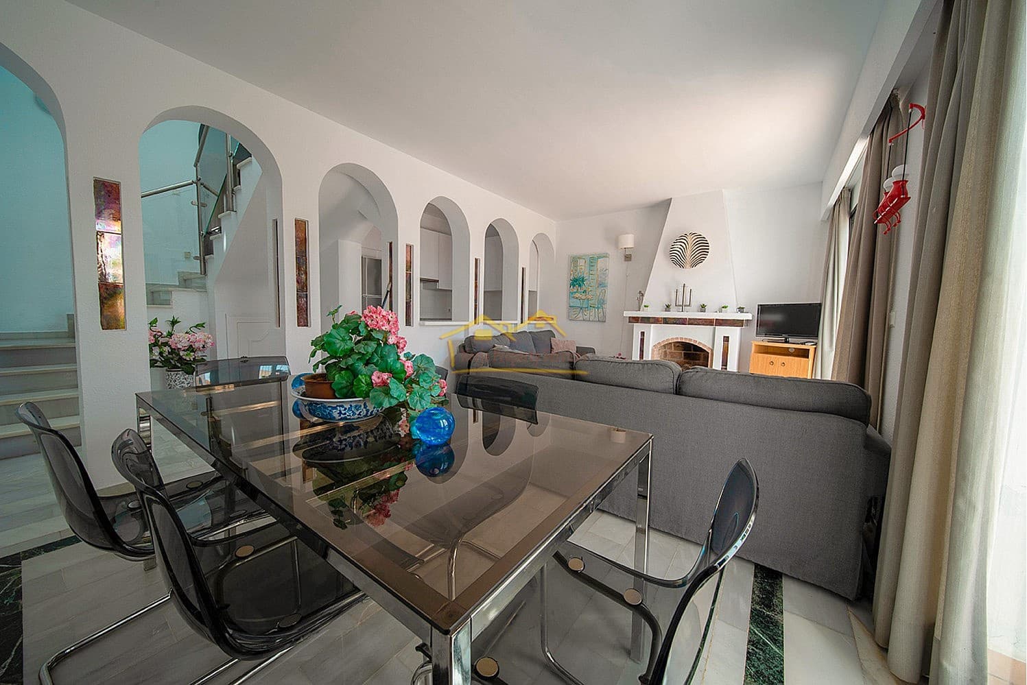 3 soveværelse Byhus til salg i Nerja med swimmingpool garage - € 390.000 (Ref: 8451018)