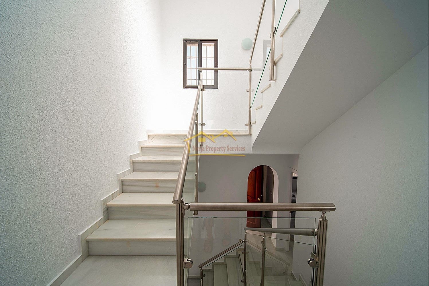 3 soveværelse Byhus til salg i Nerja med swimmingpool garage - € 390.000 (Ref: 8451018)