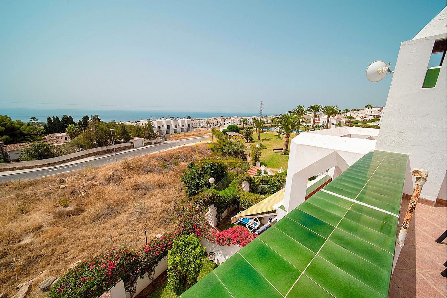 3 soveværelse Byhus til salg i Nerja med swimmingpool garage - € 390.000 (Ref: 8451018)