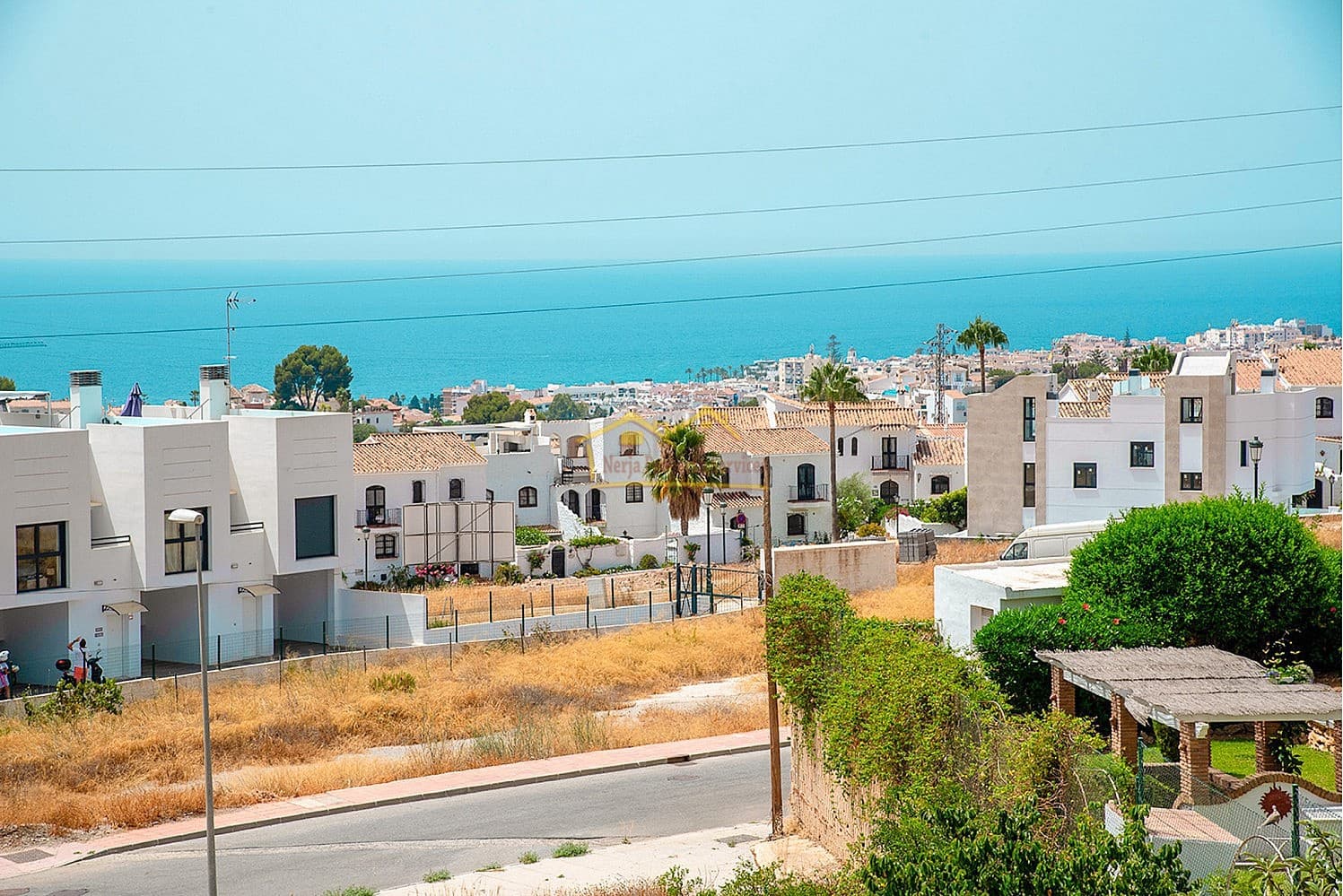 3 soveværelse Byhus til salg i Nerja med swimmingpool garage - € 390.000 (Ref: 8451018)