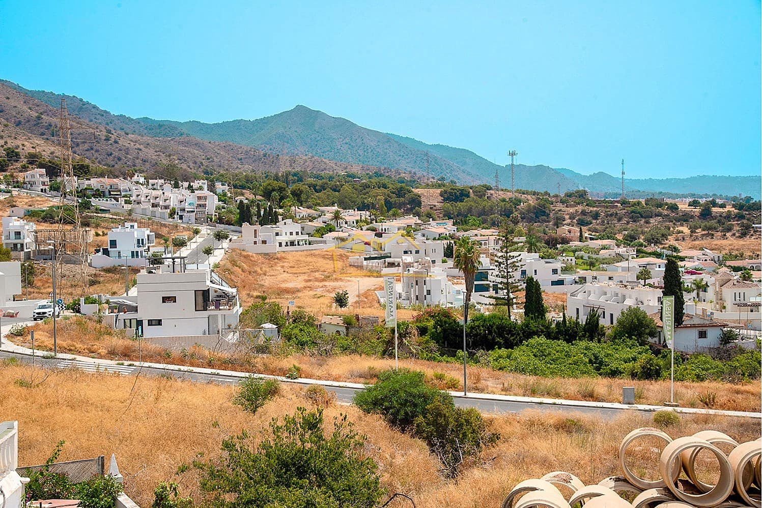 3 soveværelse Byhus til salg i Nerja med swimmingpool garage - € 390.000 (Ref: 8451018)