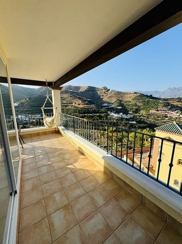 3 soveværelse Lejlighed til salg i Centro, Nerja med swimmingpool garage - € 420.000 (Ref: 8470555)