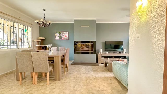 3 bedroom Terraced Villa for sale in Centro, Nerja with pool - € 350,000 (Ref: 8473184)