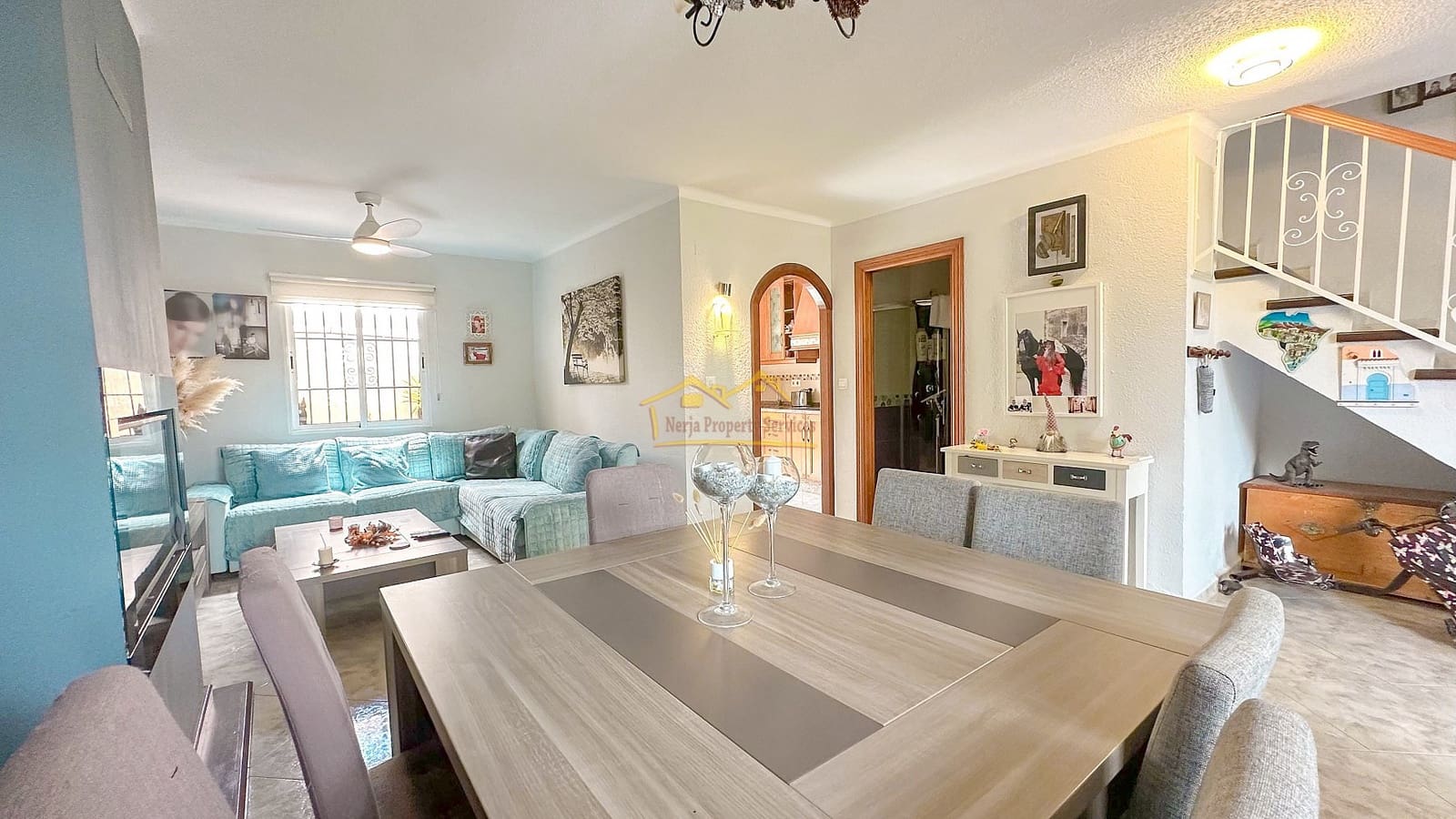 3 soveværelse Rækkehus til salg i Nerja med swimmingpool - € 350.000 (Ref: 8473184)