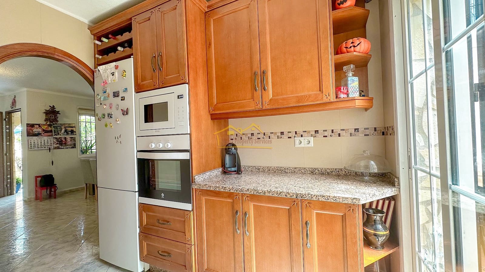 3 soveværelse Rækkehus til salg i Nerja med swimmingpool - € 350.000 (Ref: 8473184)