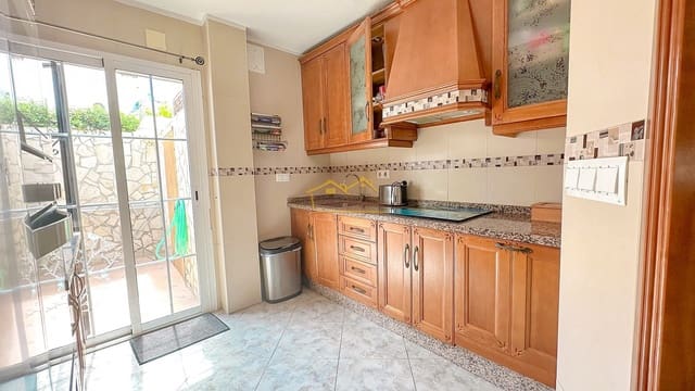 3 bedroom Terraced Villa for sale in Centro, Nerja with pool - € 350,000 (Ref: 8473184)