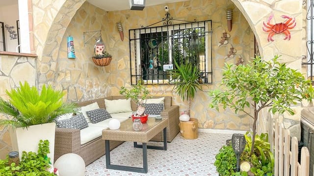 3 bedroom Terraced Villa for sale in Centro, Nerja with pool - € 350,000 (Ref: 8473184)