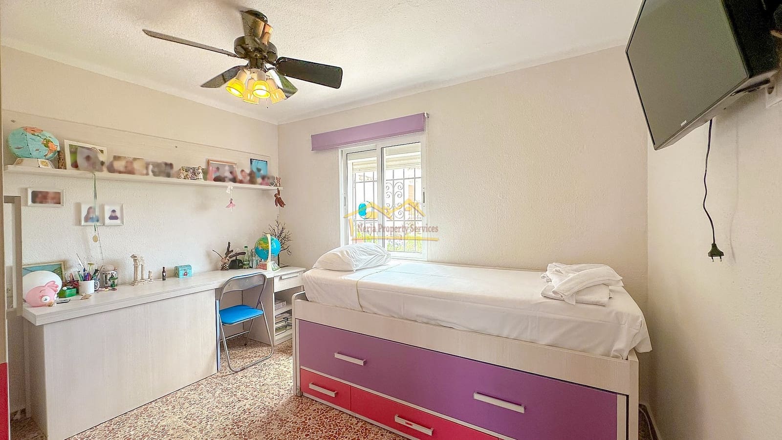 3 soveværelse Rækkehus til salg i Nerja med swimmingpool - € 350.000 (Ref: 8473184)