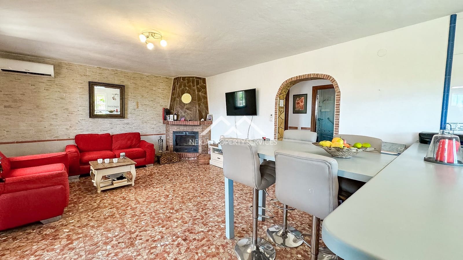 2 chambre Villa/Maison à vendre à Nerja avec piscine - 425 000 € (Ref: 8504938)