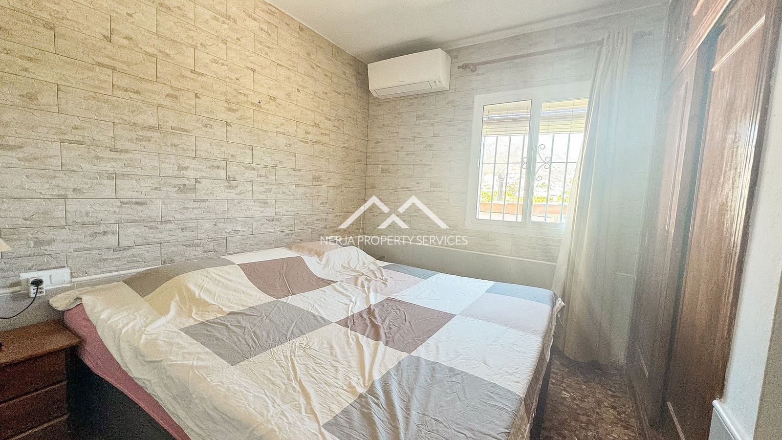 2 chambre Villa/Maison à vendre à Nerja avec piscine - 425 000 € (Ref: 8504938)