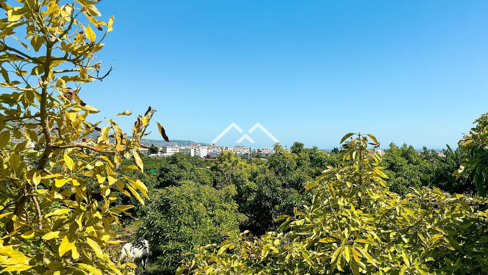 2 chambre Villa/Maison à vendre à Nerja avec piscine - 425 000 € (Ref: 8504938)