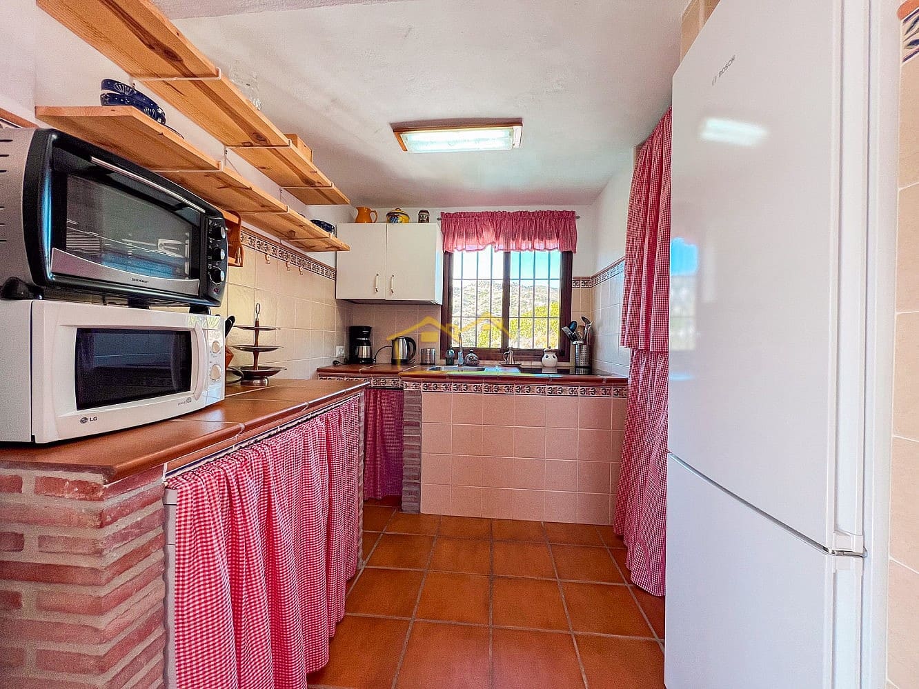 2 soveværelse Villa til salg i Frigiliana med swimmingpool garage - € 360.000 (Ref: 8548223)