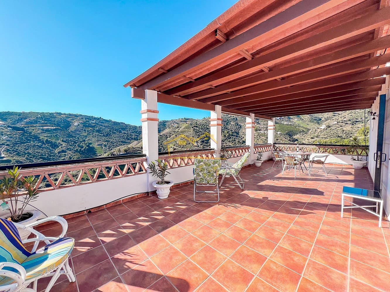 2 soveværelse Villa til salg i Frigiliana med swimmingpool garage - € 360.000 (Ref: 8548223)