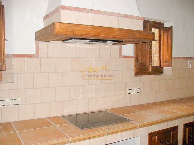 Finka/Dom wiejski na sprzedaż w Frigiliana - 220 000 € (Ref: 8619301)