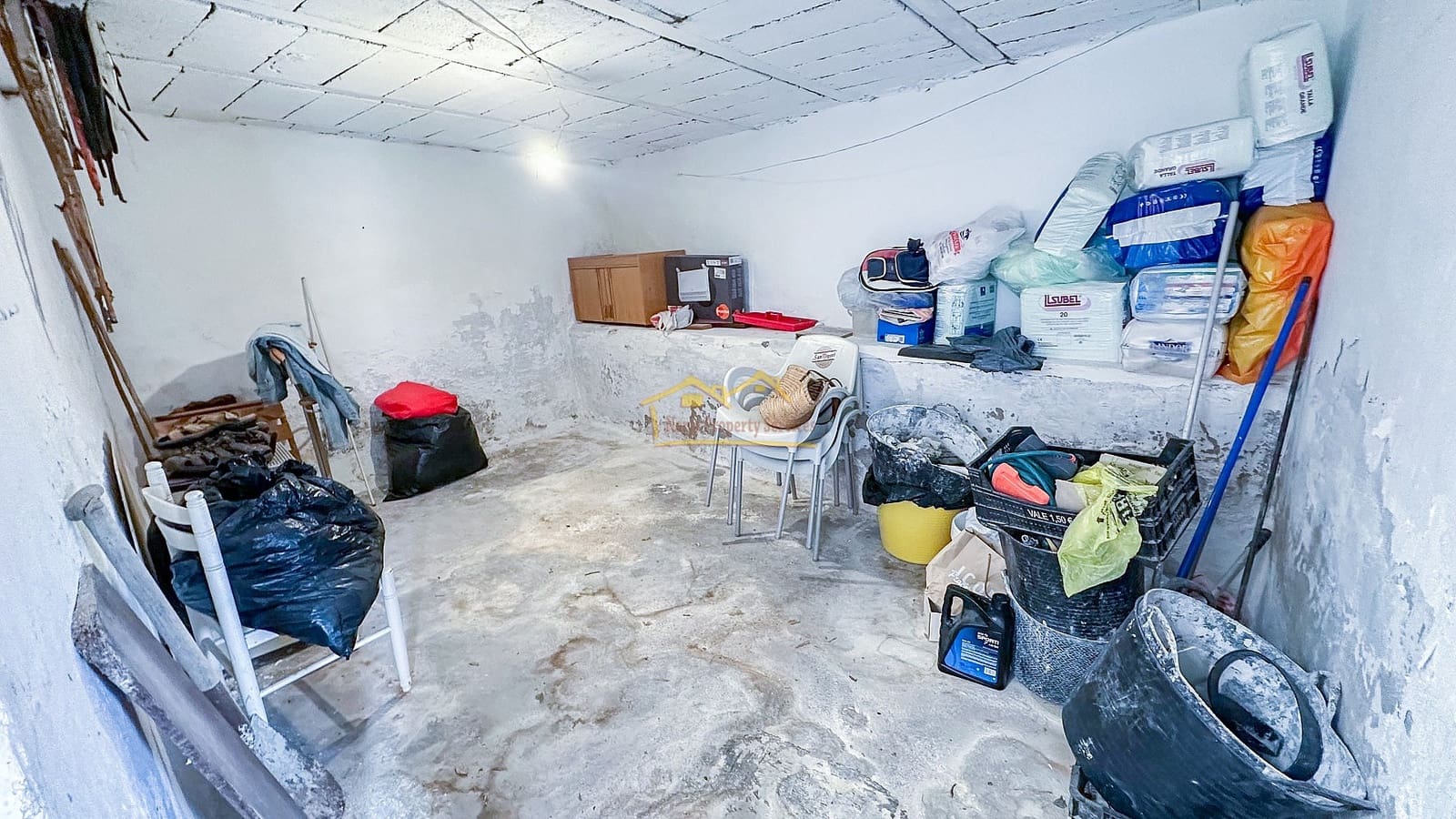 3 soveværelse Villa til salg i Maro - € 307.500 (Ref: 8623199)