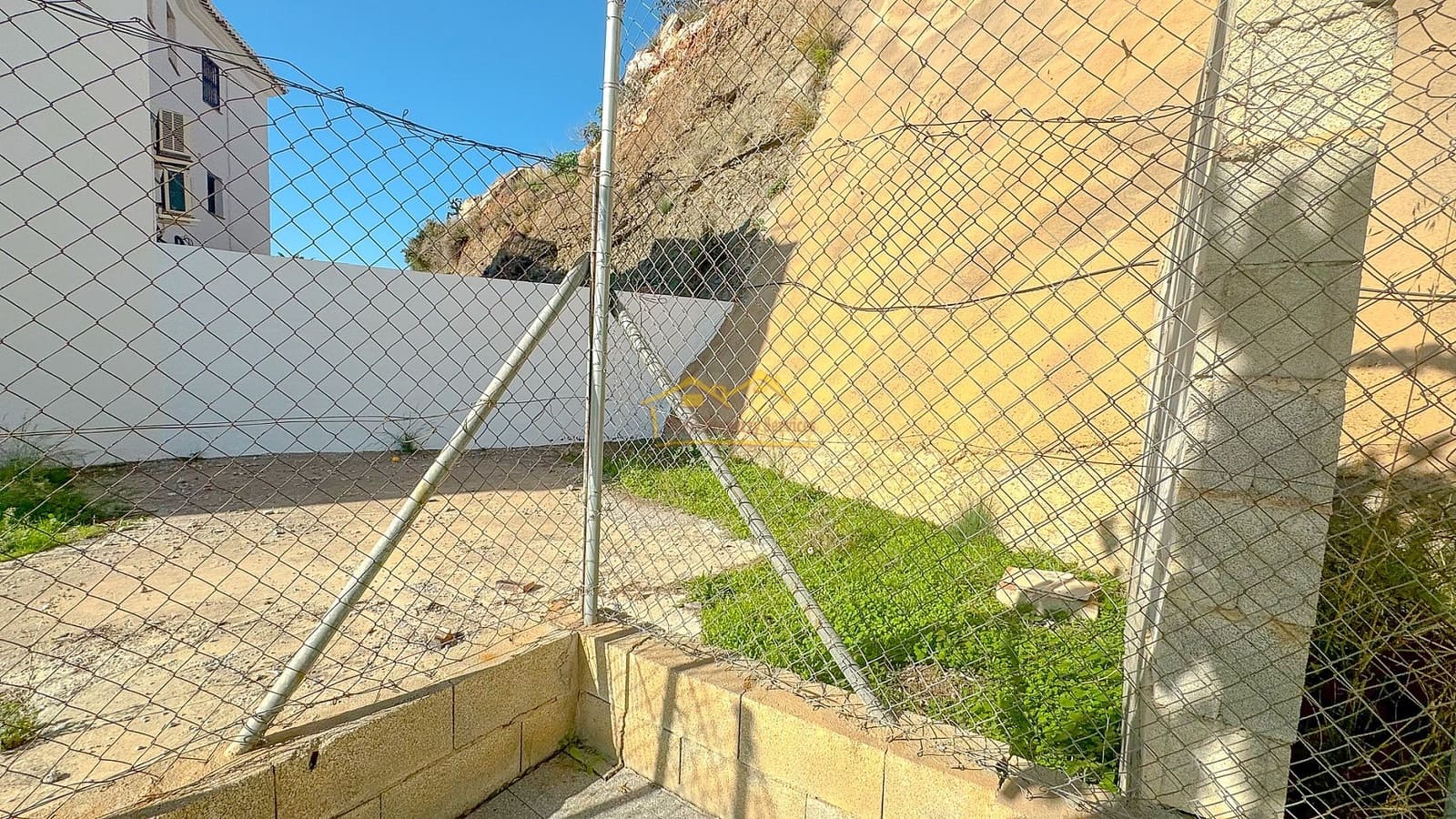 Grunde uden byggetilladelser til salg i Frigiliana - € 289.000 (Ref: 8633731)