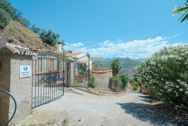 3 soveværelse Finca/Landehus til salg i Sayalonga med swimmingpool garage - € 365.000 (Ref: 8655090)