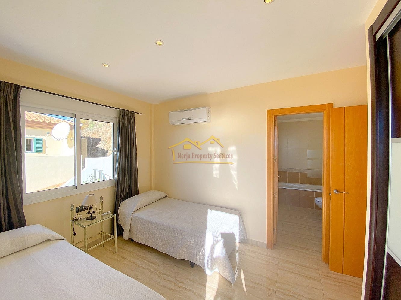 3 soverom Villa til leie i Torrox-Costa med svømmebasseng - € 2 300 (Ref: 8664214)