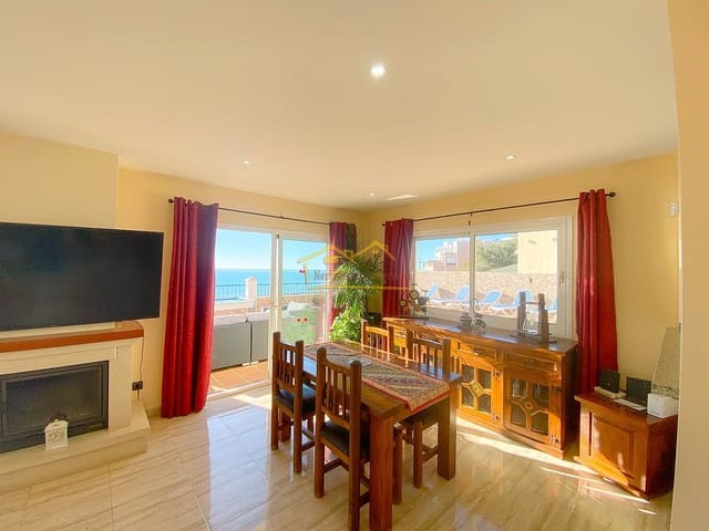 3 soverom Villa til leie i El Peñoncillo, Torrox med svømmebasseng - € 2 300 (Ref: 8664214)