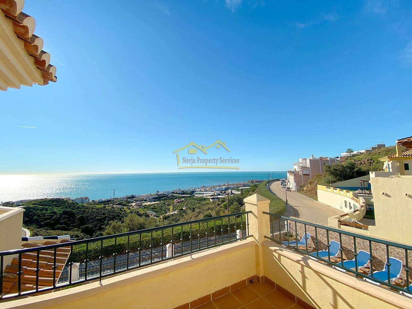 3 soverom Villa til leie i Torrox-Costa med svømmebasseng - € 2 300 (Ref: 8664214)