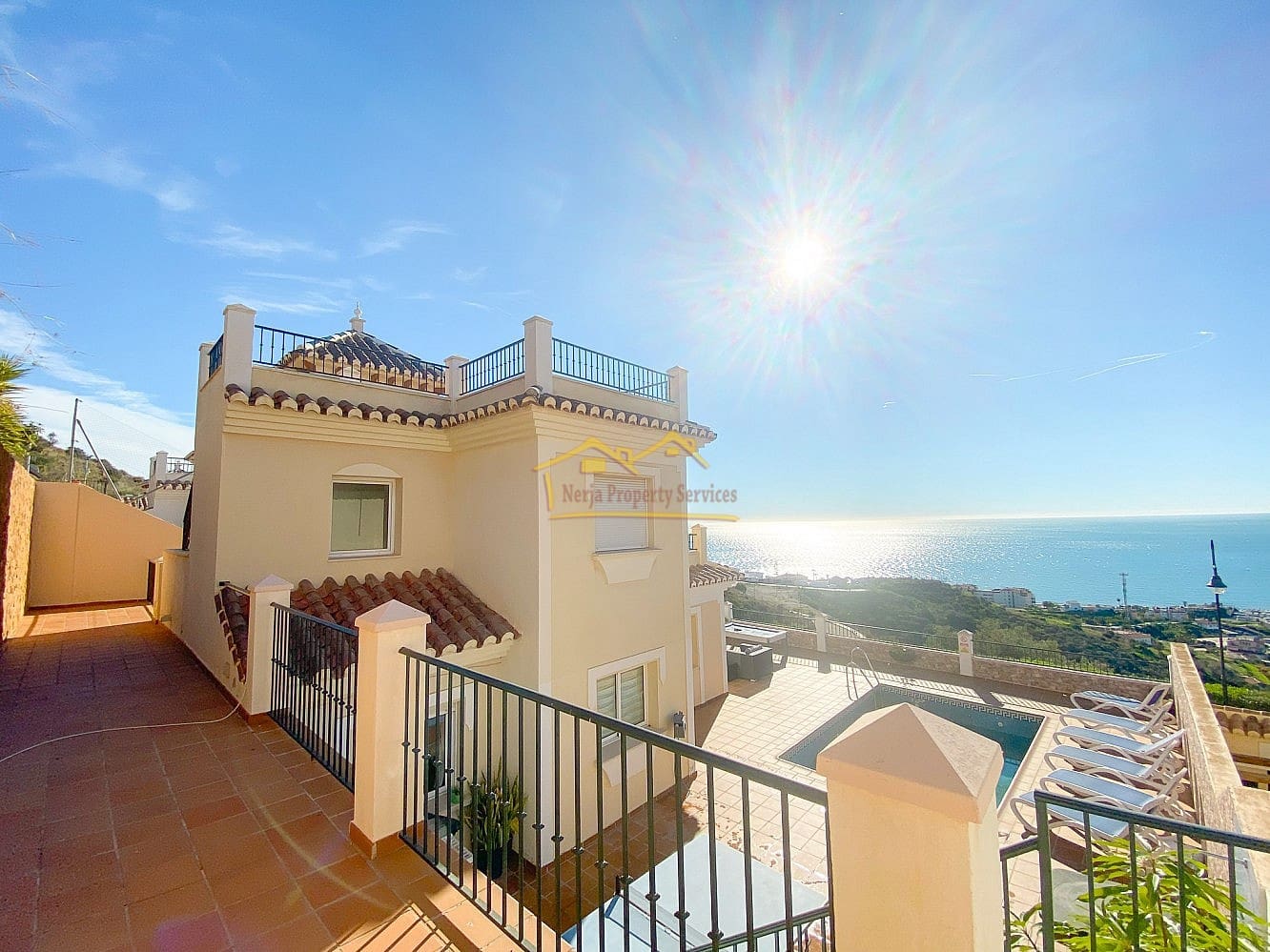 3 soverom Villa til leie i Torrox-Costa med svømmebasseng - € 2 300 (Ref: 8664214)