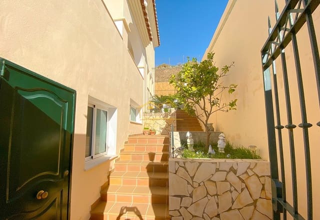 3 soverom Villa til leie i El Peñoncillo, Torrox med svømmebasseng - € 2 300 (Ref: 8664214)