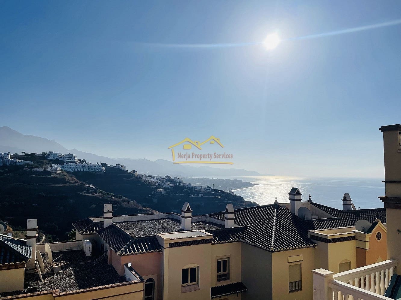 3 soveværelse Lejlighed til salg i Nerja med swimmingpool garage - € 420.000 (Ref: 8676239)