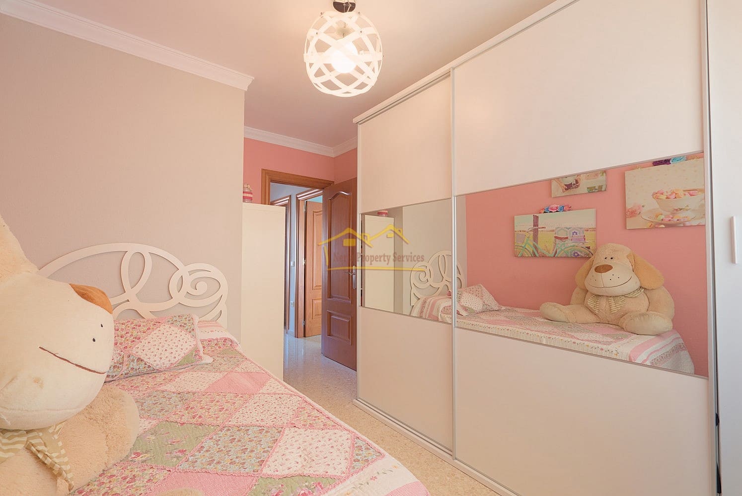 3 slaapkamer Huis te koop in Torre del Mar met zwembad garage - € 410.000 (Ref: 8714949)