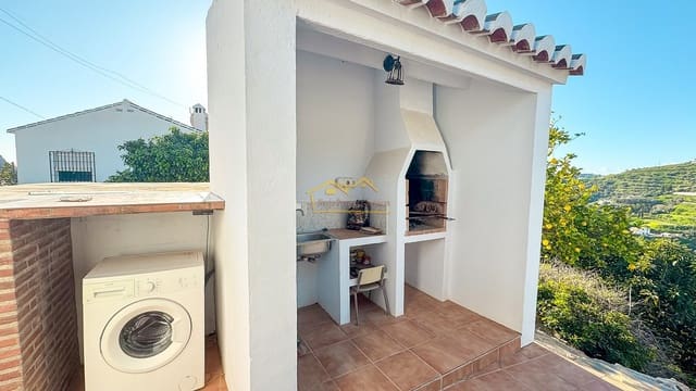 2 makuuhuone Maalaistalo vuokrattavana paikassa Torrox Pueblo, Torrox mukana uima-altaan 
autotalli - 1 000 € (Ref: 8736579)