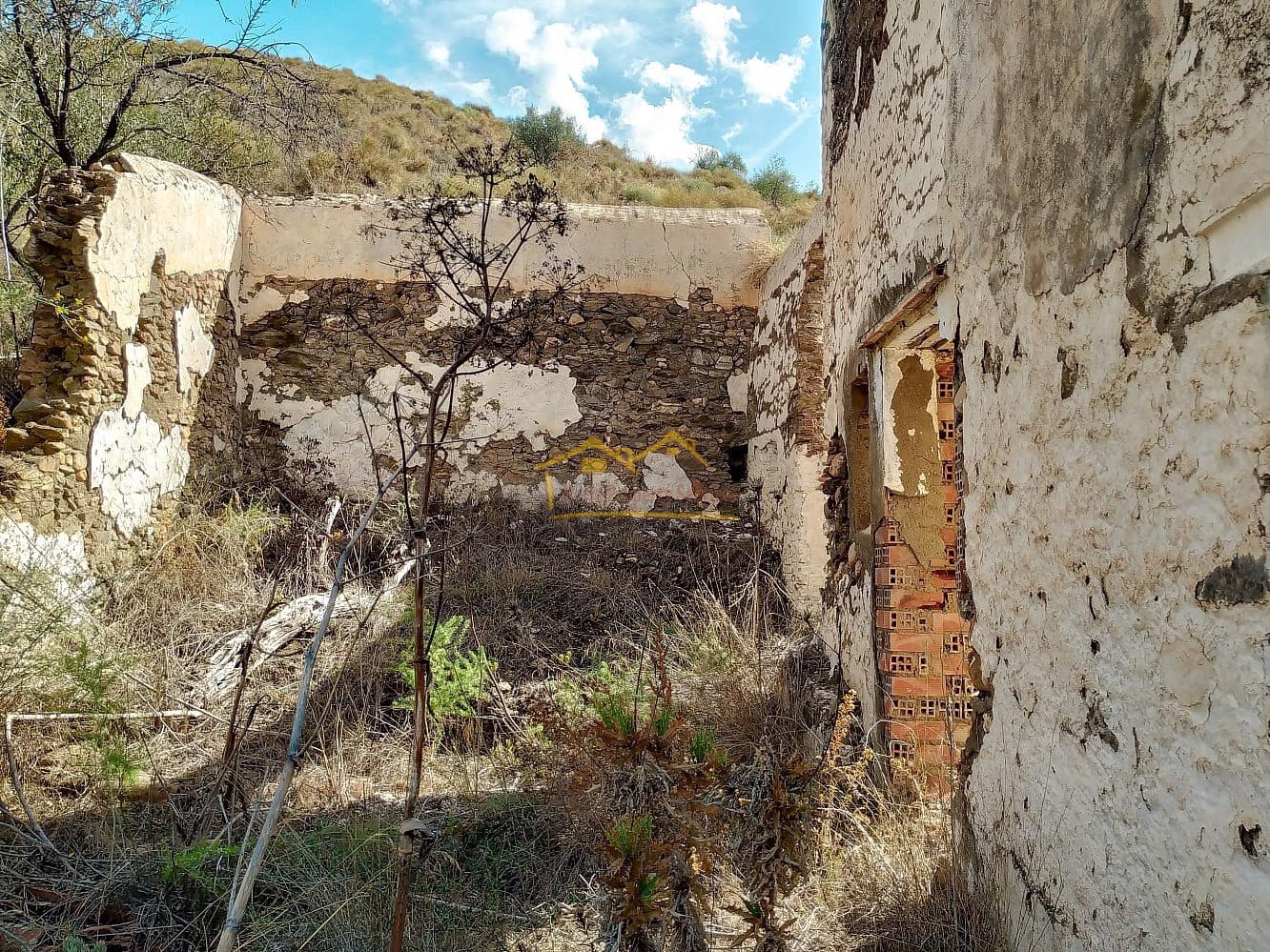 Grunde uden byggetilladelser til salg i Frigiliana - € 215.000 (Ref: 8754777)