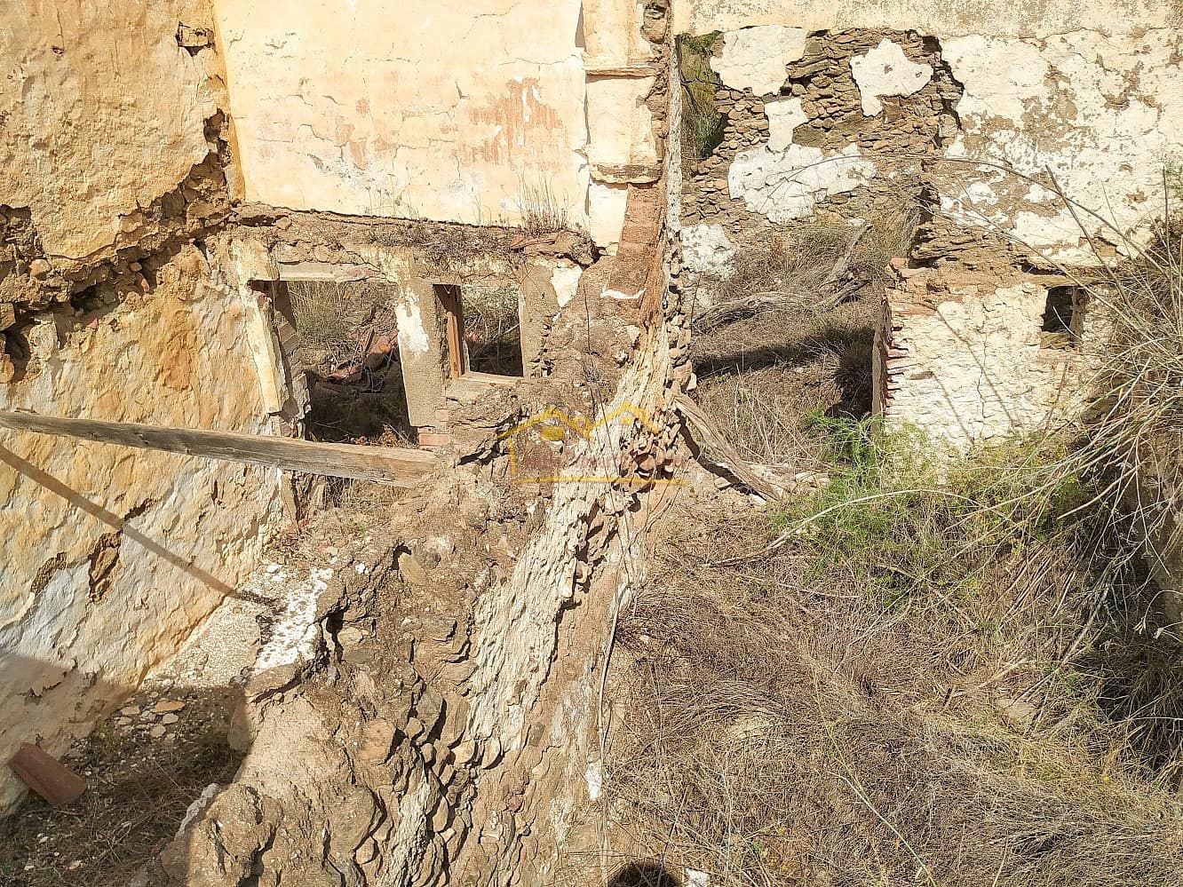 Grunde uden byggetilladelser til salg i Frigiliana - € 215.000 (Ref: 8754777)