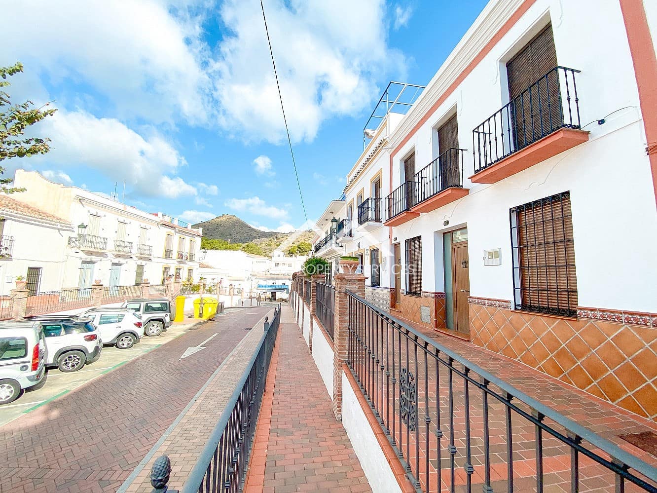 3 soveværelse Villa til salg i Maro med swimmingpool - € 570.000 (Ref: 8780515)