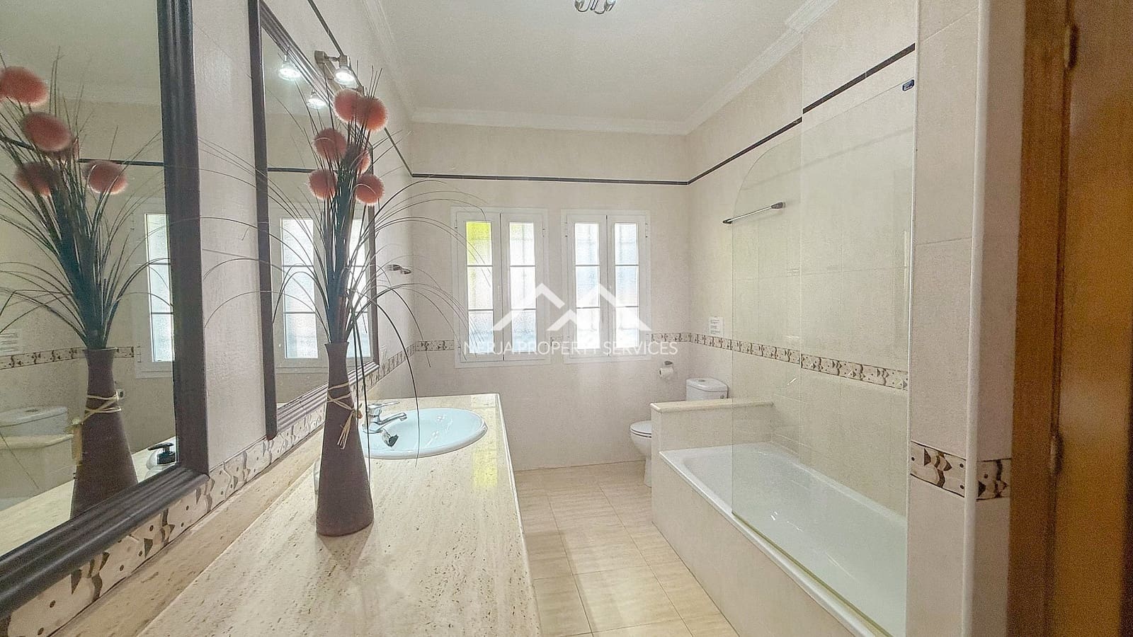 5 soveværelse Villa til salg i Frigiliana med swimmingpool - € 1.299.000 (Ref: 8796392)