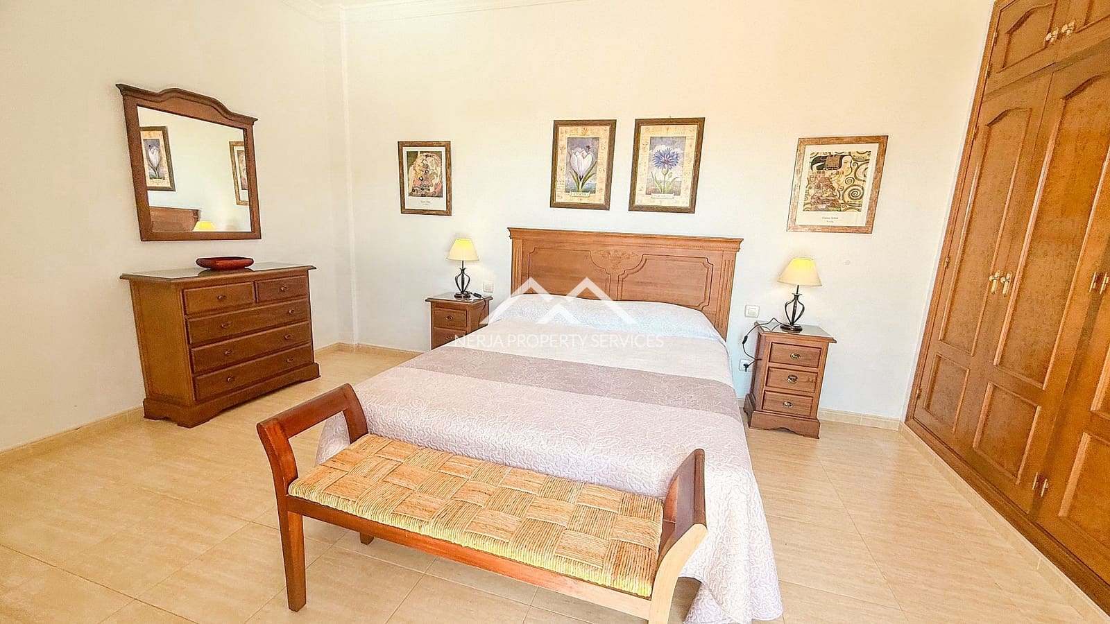 5 soveværelse Villa til salg i Frigiliana med swimmingpool - € 1.299.000 (Ref: 8796392)