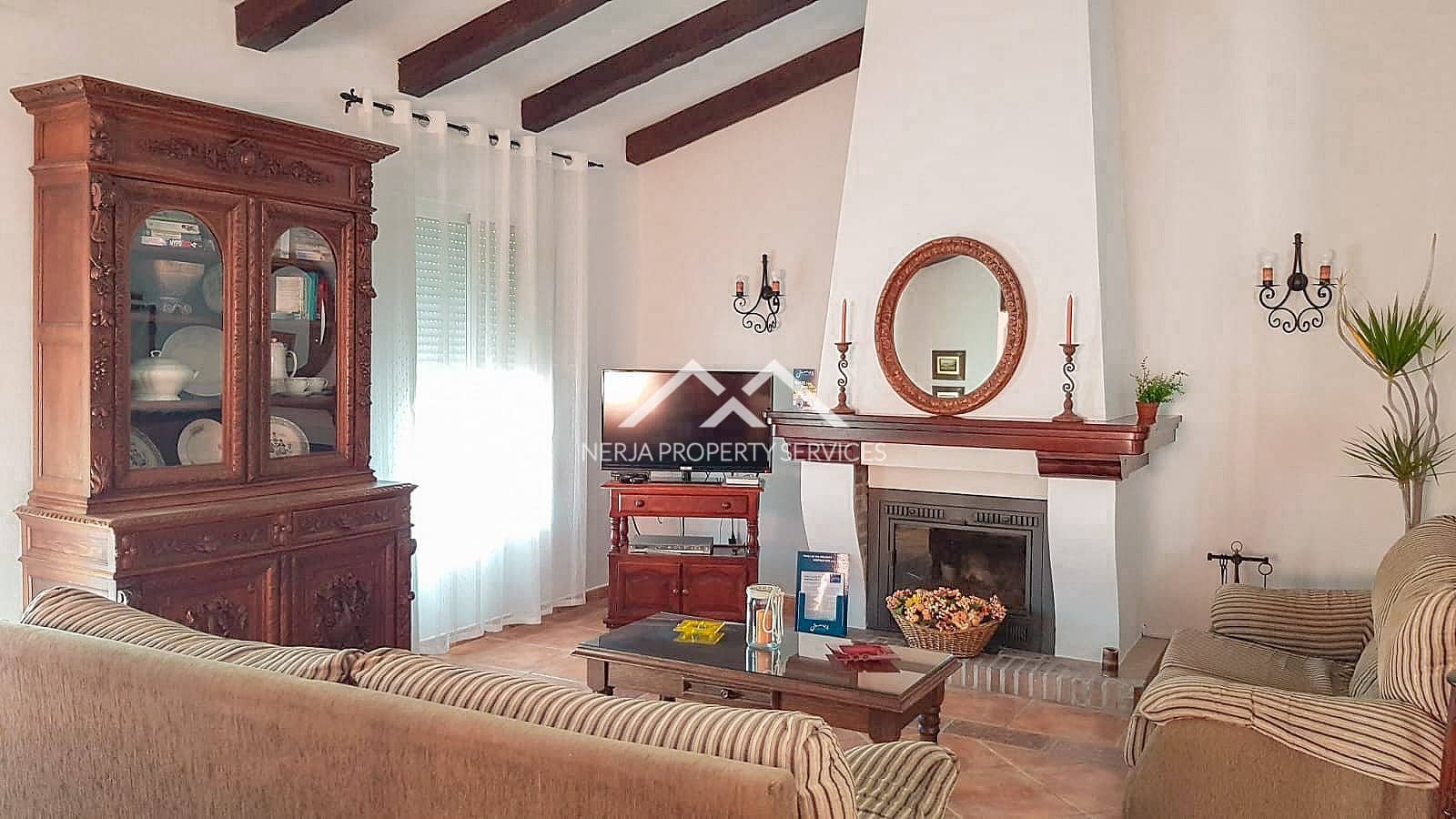 3 sypialnia Dom do wynajęcia w Frigiliana z basenem garażem - 1 750 € (Ref: 8816370)