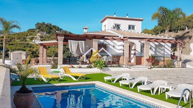 3 sypialnia Dom do wynajęcia w Frigiliana z basenem garażem - 1 750 € (Ref: 8816370)