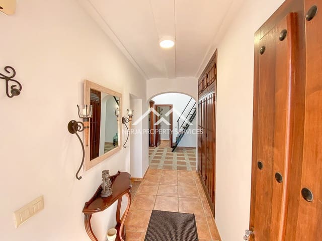 3 sovrum Hus att hyra i Frigiliana med pool garage - 1 750 € (Ref: 8816370)