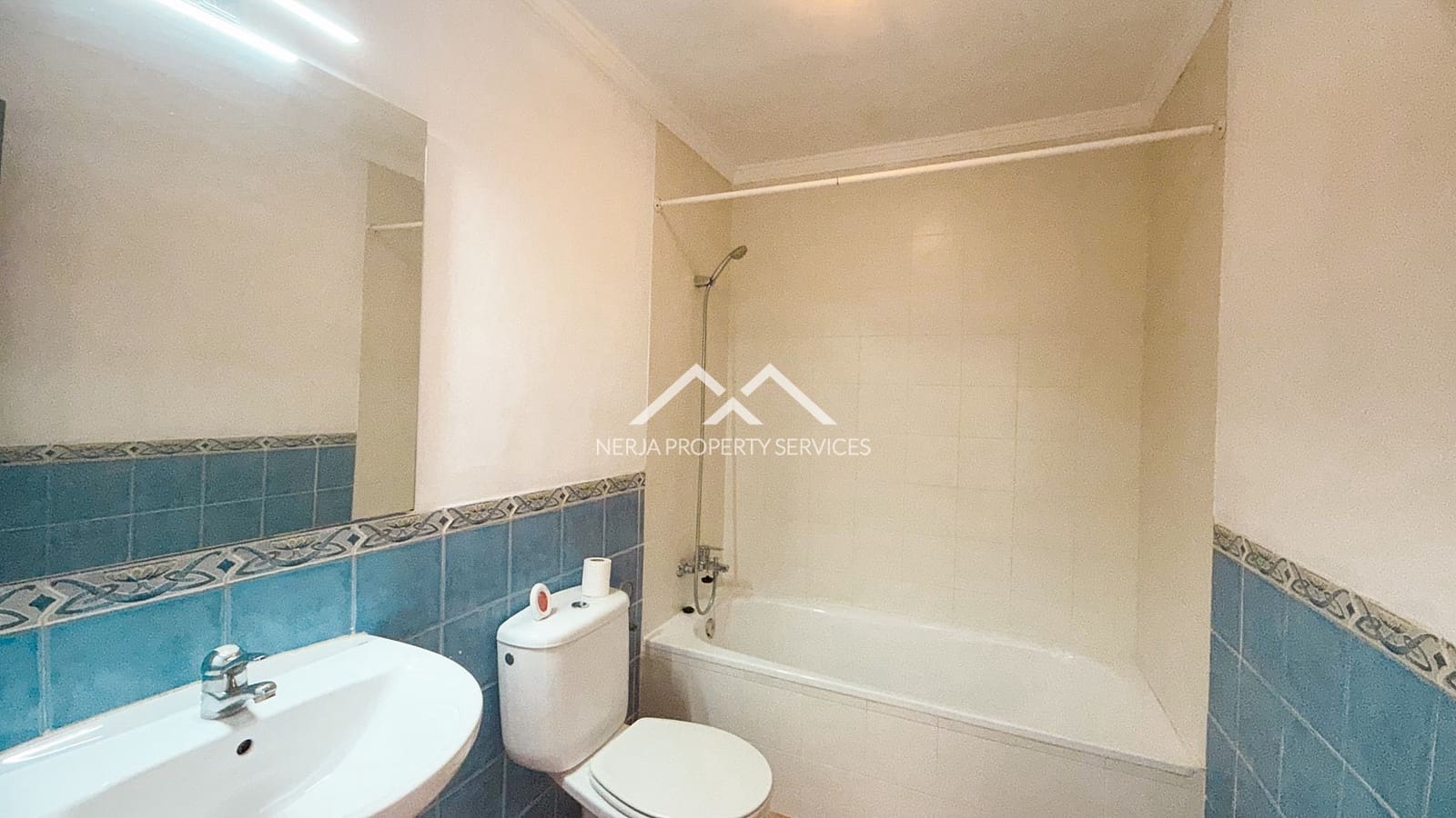 3 sypialnia Apartament na sprzedaż w Frigiliana z basenem - 270 000 € (Ref: 8823030)