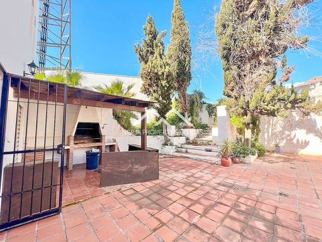 Kommersiell til salgs i Centro, Nerja - € 215 000 (Ref: 8861802)