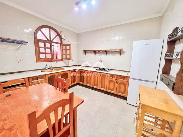 3 soveværelse Byhus til salg i Torrox Pueblo, Torrox - € 190.000 (Ref: 8861803)