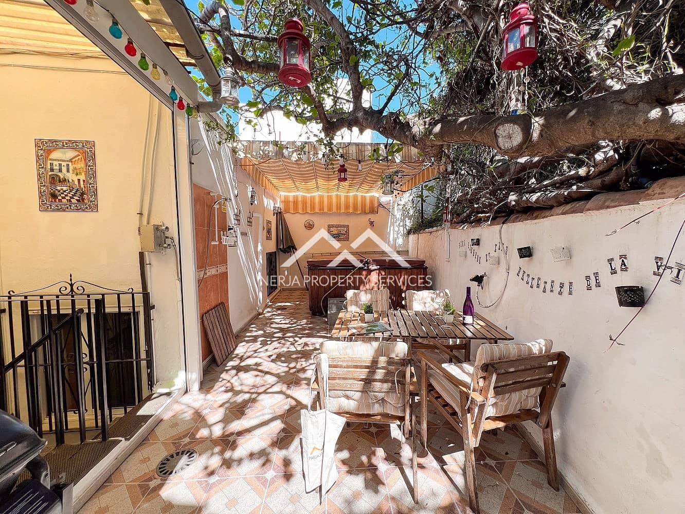 6 soveværelse Byhus til salg i Torrox - € 299.000 (Ref: 8880478)