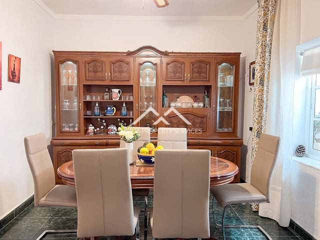 6 soveværelse Byhus til salg i Torrox Pueblo, Torrox - € 299.000 (Ref: 8880478)