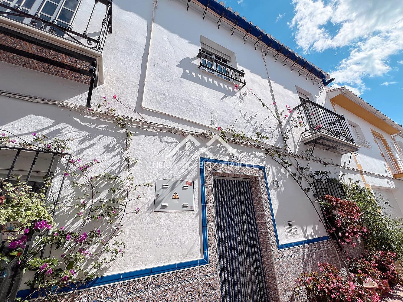 6 soveværelse Byhus til salg i Torrox - € 299.000 (Ref: 8880478)