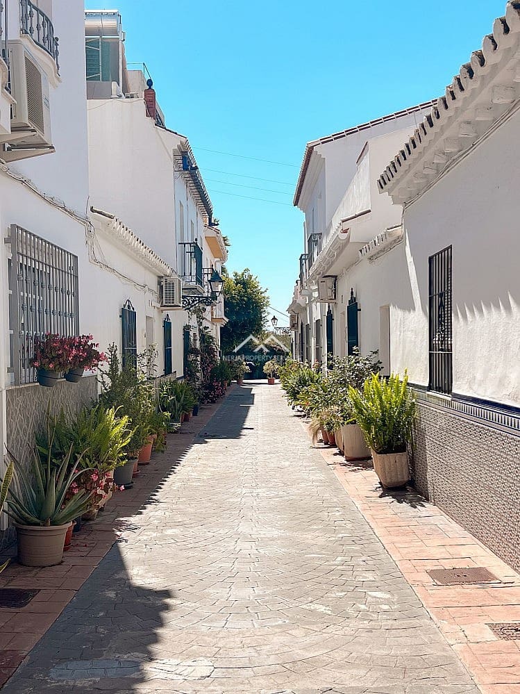 6 soveværelse Byhus til salg i Torrox - € 299.000 (Ref: 8880478)